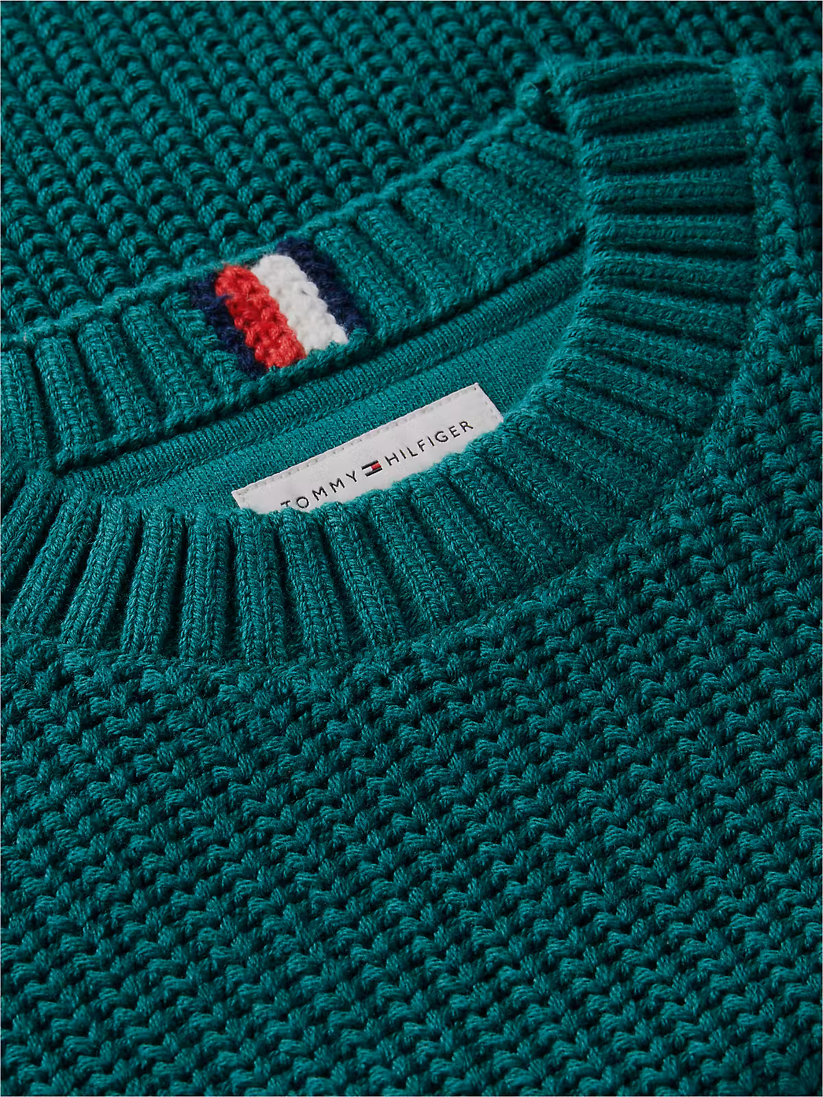 Tommy Hilfiger Placed Chunky Strick Pullover in Grün mit Gelben Ringel am Arm und Bund Tommy Hilfiger Placed Chunky Strick Pullover in Grün mit Gelben Ringel am Arm und Bund