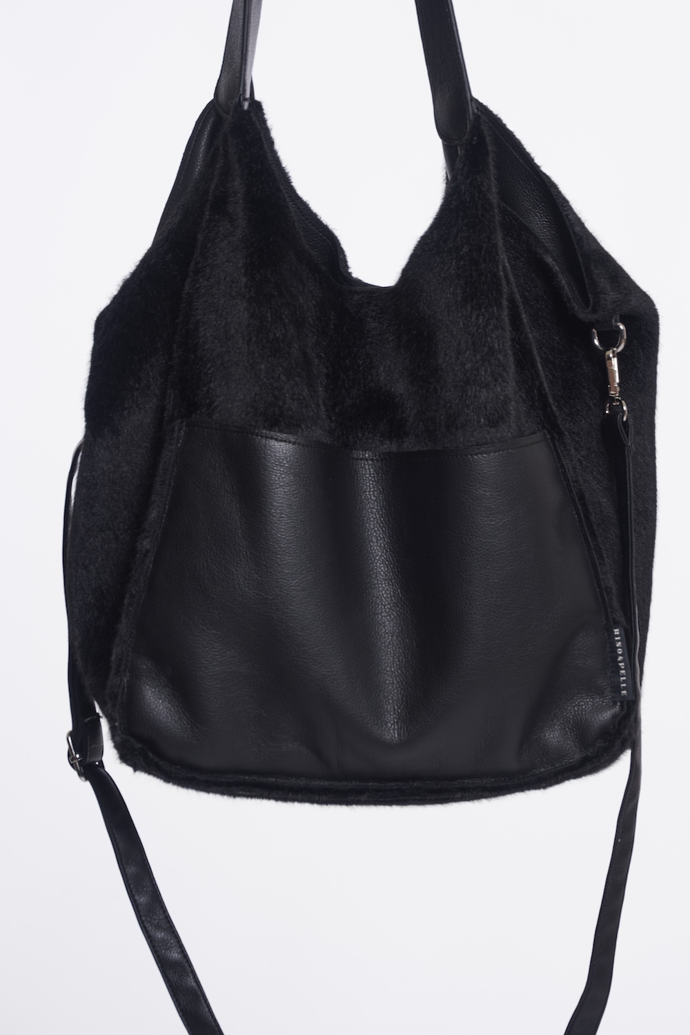 Rino & Pelle Chi Handtasche in Schwarz 