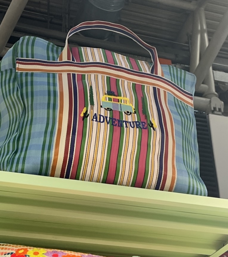 Noi Shoppertasche XL mit Reißverschluss - Adventure Noi Shoppertasche XL mit Reißverschluss - Adventure