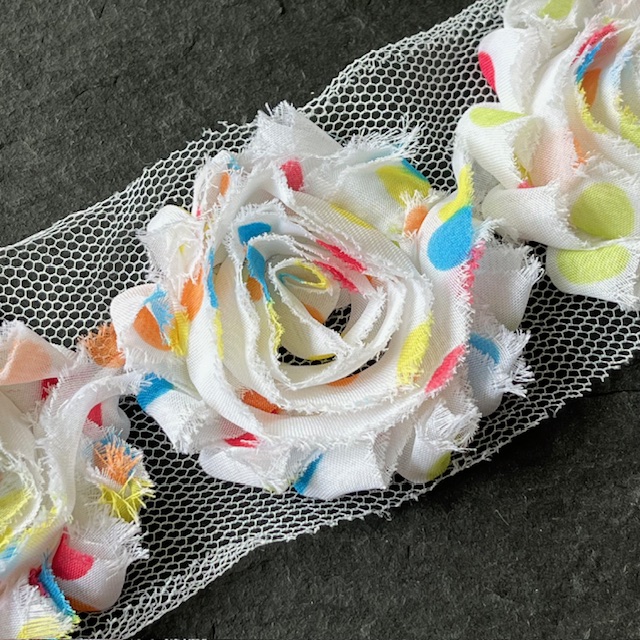 Wowzers Shabby Chic Stoffblume Blüte am Band - Lemon Confetti Dots - 3 Blumen