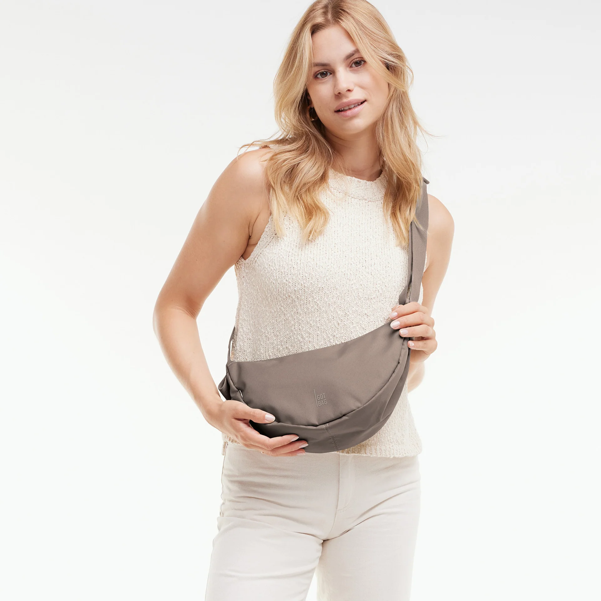 GOT BAG MOON BAG SMALL OYSTER - Small Crossbody in Taupe-Braun