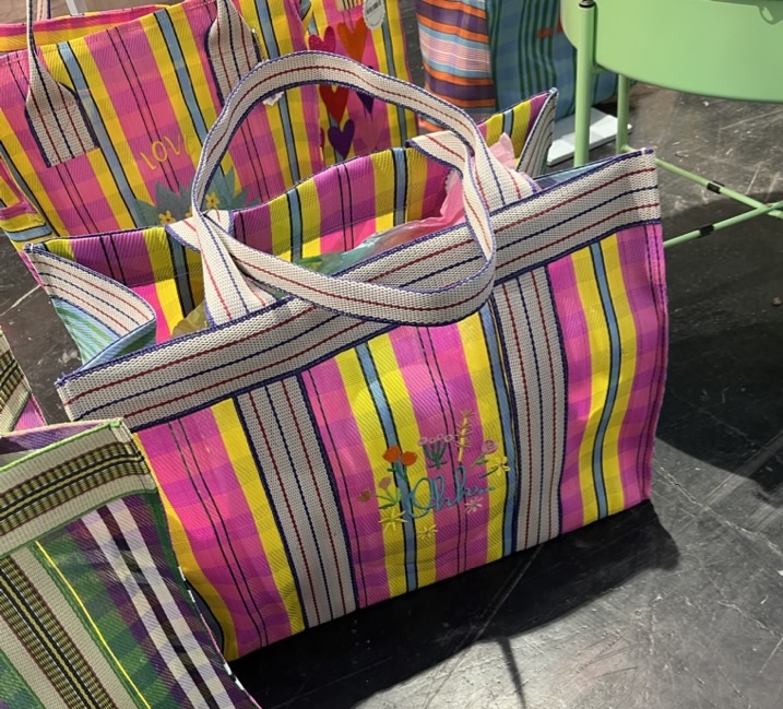 Noi Shoppertasche XL mit Reißverschluss in Pink & Gelb - Ohh