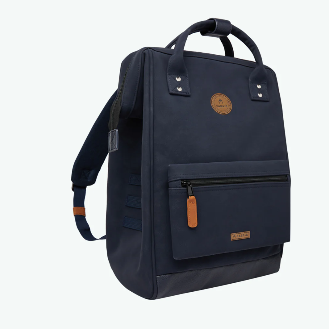ZURICH_LARGE_BACKPACK_ADVENTURER_ZURICH_10_wqu1417056ceqzrreb2_1066x-jpg Cabaia Rucksack ZURICH Large mit Laptop-Fach in Marine Blau