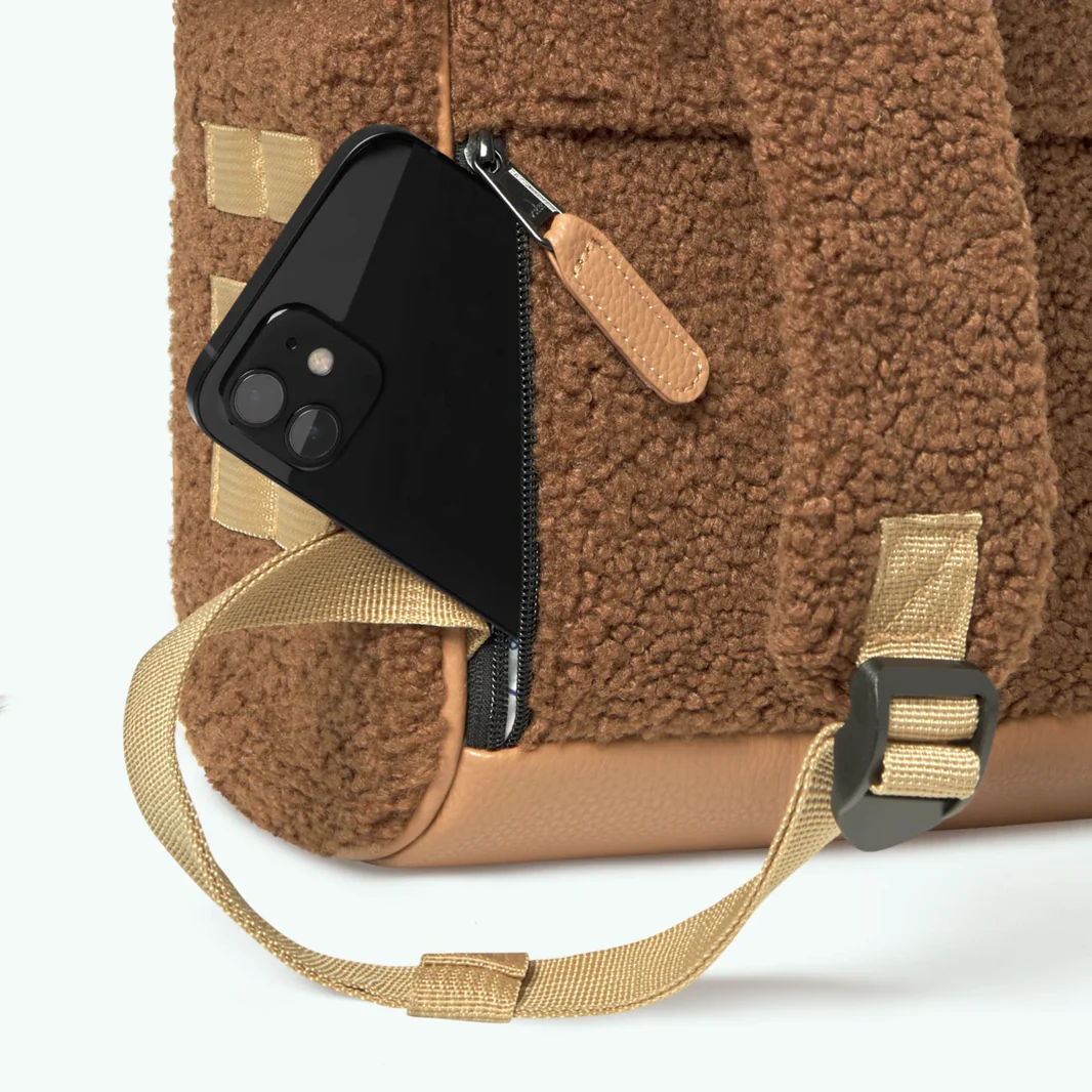 Cabaia Rucksack TUCSON Small mit Laptop-Fach - Teddy Braun Cabaia Rucksack TUCSON Small mit Laptop-Fach - Teddy Braun