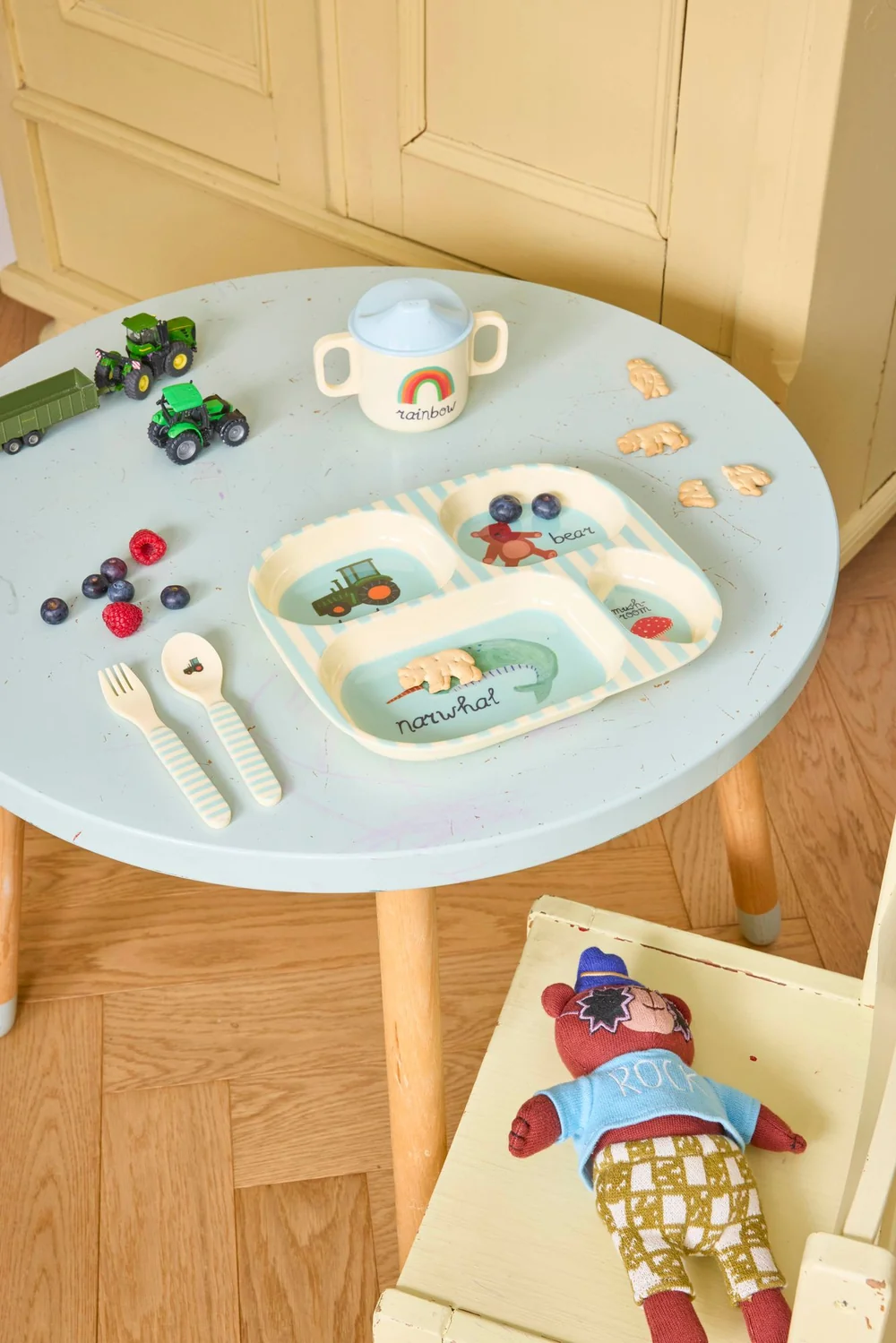 RICE Kinderbesteck Blue ABC Print – Melaminlöffel und Gabel RICE Kinderbesteck Blue ABC Print – Melaminlöffel und Gabel