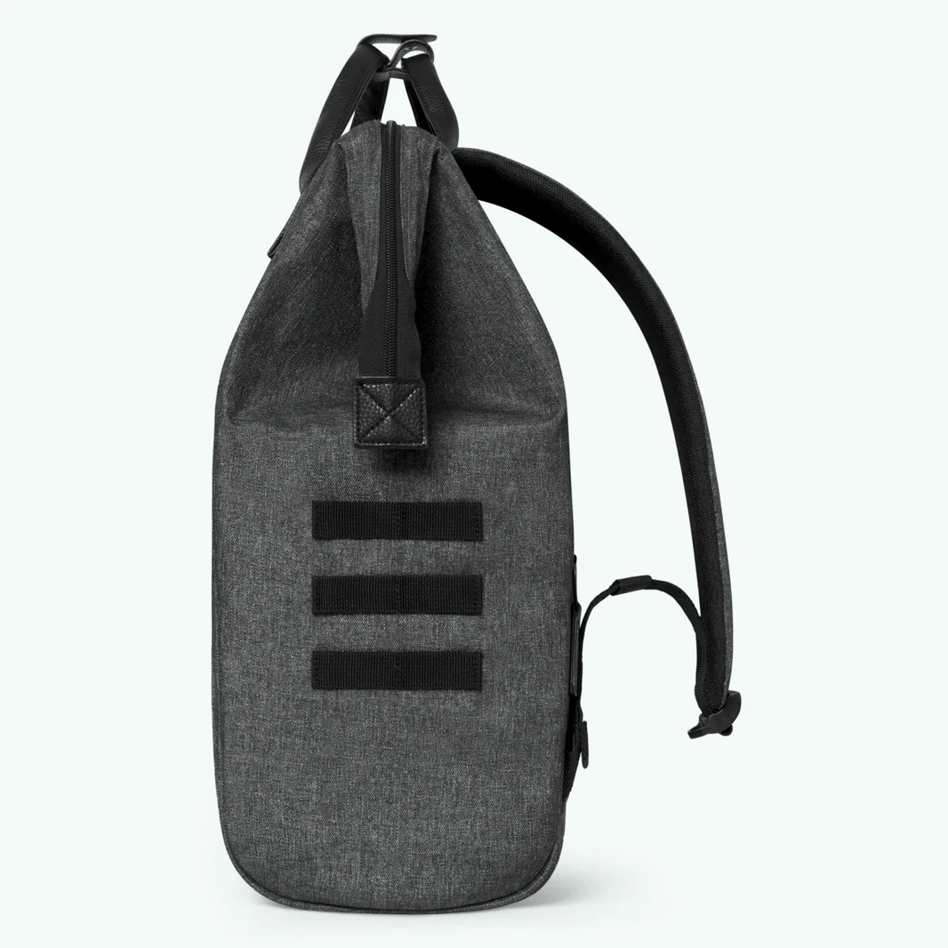 Cabaia ADVENTURER Rucksack Large LUXEMBOURG - Schwarz Meliert Cabaia ADVENTURER Rucksack Large LUXEMBOURG - Schwarz Meliert