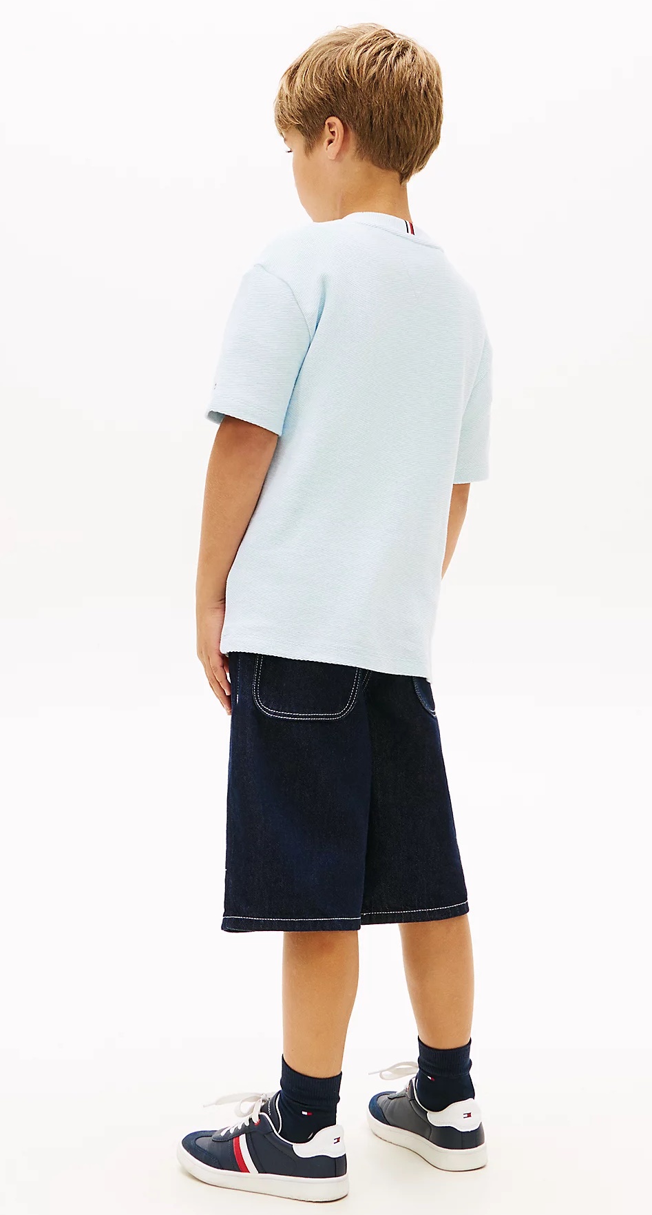 Tommy Hilfiger T-Shirt aus Jersey-Twill in Keepsake Blue mit Logo-Stickerei Tommy Hilfiger T-Shirt aus Jersey-Twill in Keepsake Blue mit Logo-Stickerei