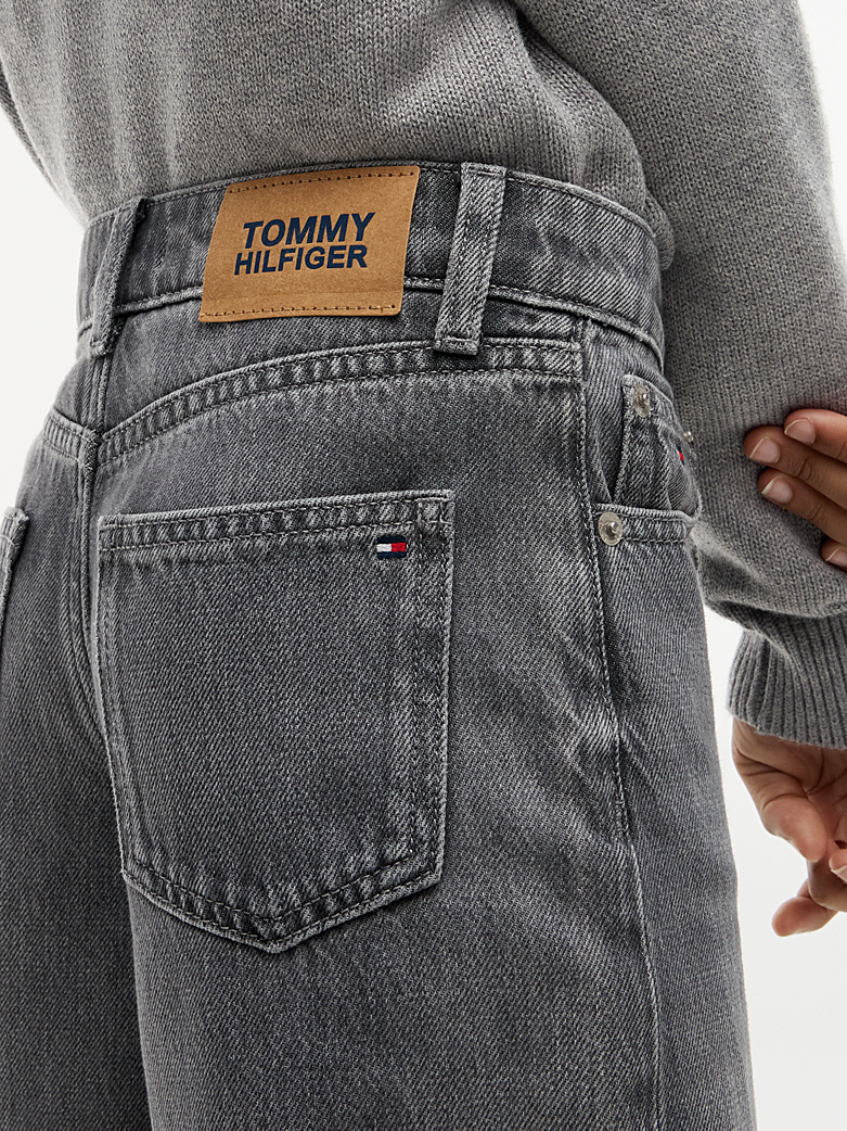 Tommy Hilfiger Barrel Jeans in Hellgrau für Mädchen Denim Grau Tommy Hilfiger Barrel Jeans in Hellgrau für Mädchen Denim Grau