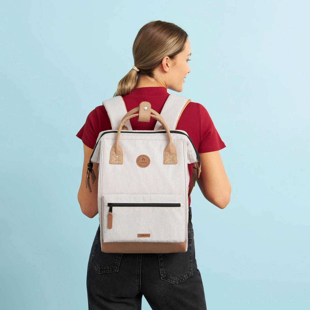 TDM_S24_ADVENTURER_MEDIUM_AREQUIPA_3701328390831_10_1066x-webp Cabaia Rucksack AREQUIPA Medium mit Laptop-Fach - Beige