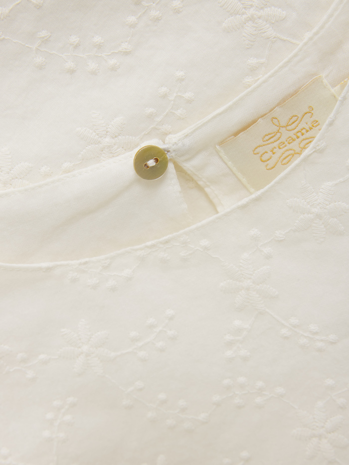 Creamie Langarm Bluse in Creme mit Stickerei Creamie Langarm Bluse in Creme mit Stickerei