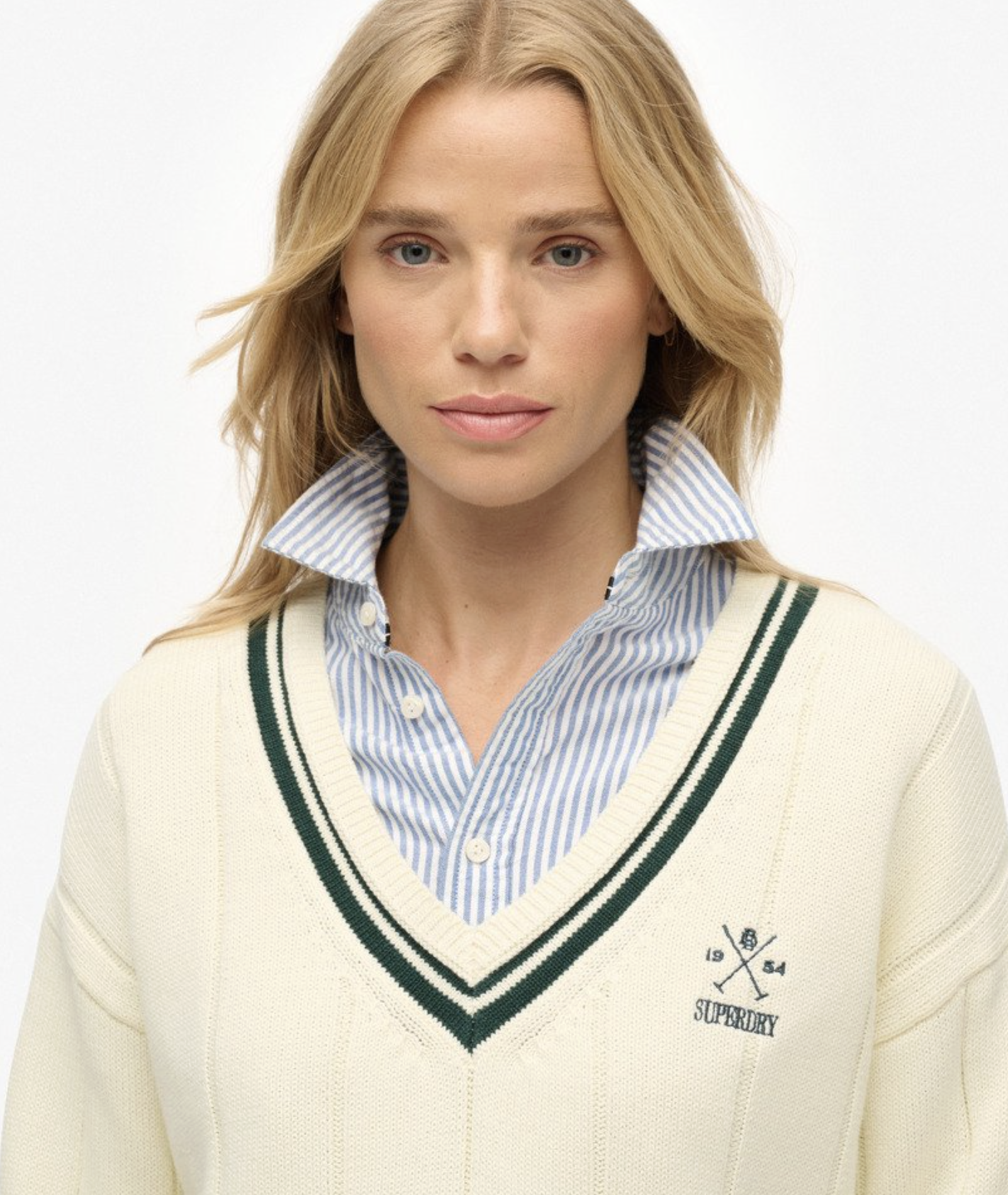 Superdry Damen Strickpullover Cricket Club in Creme Superdry Damen Strickpullover Cricket Club in Creme