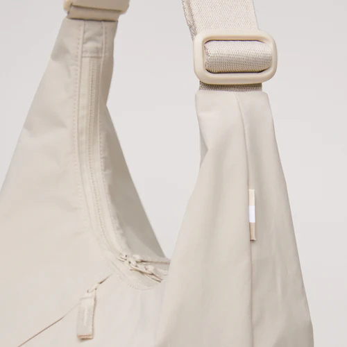 GOT BAG T-SHAPE BAG LARGE MONOCHROME Soft Shell Creme Weiß - Tasche mit Laptopfach - SALE