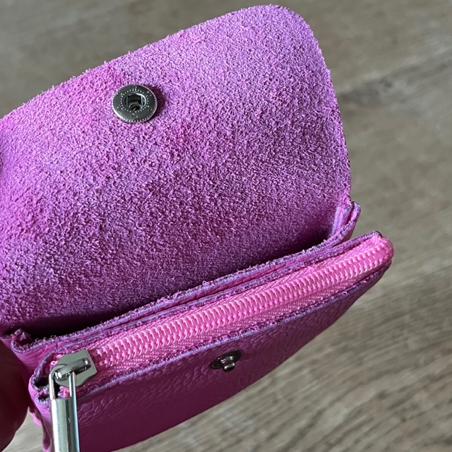 IMG_3840 BFF Soft Leder Geldbeutel in Bubble Gum Pink - Klein