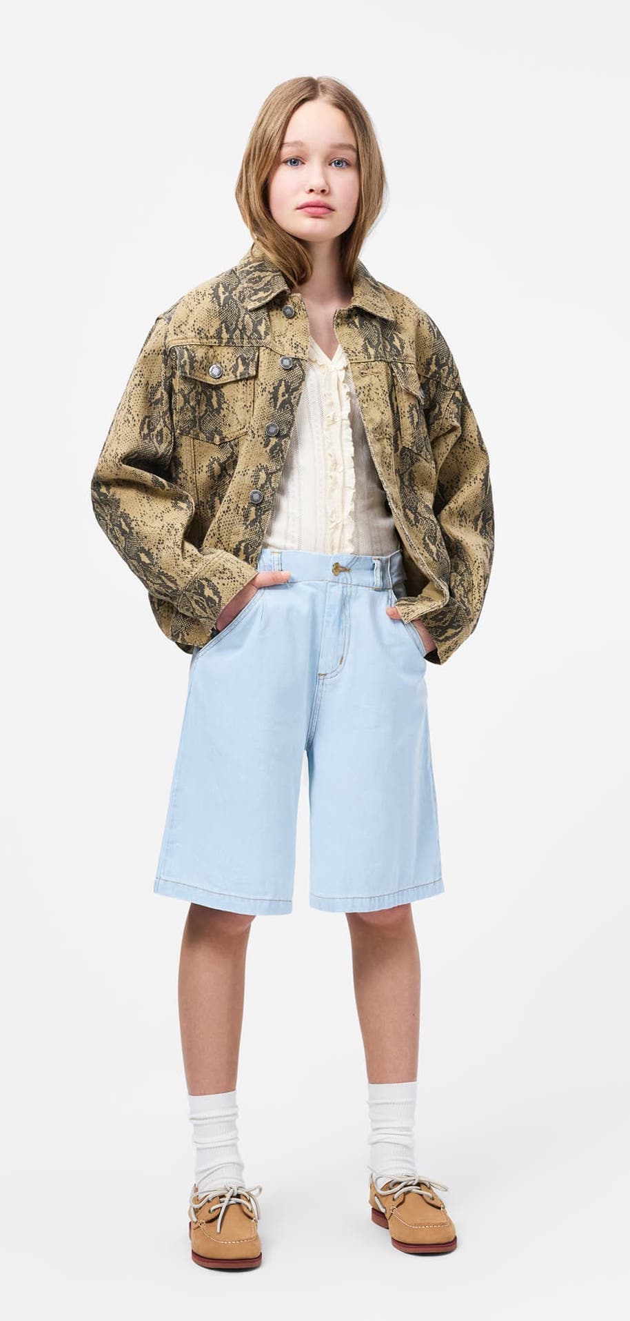 Molo Alikami Bleached Drapy Baggy Jeans Short