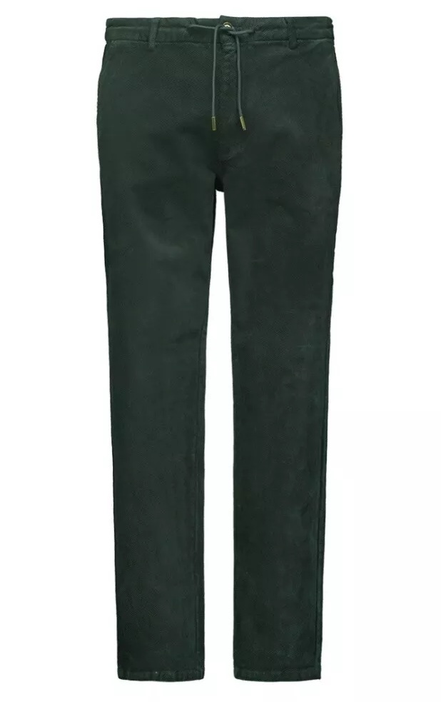 No Excess Cordhose mit Köperbindung - Dark Moss/Dunkelgrün - SALE No Excess Cordhose mit Köperbindung - Dark Moss/Dunkelgrün - SALE