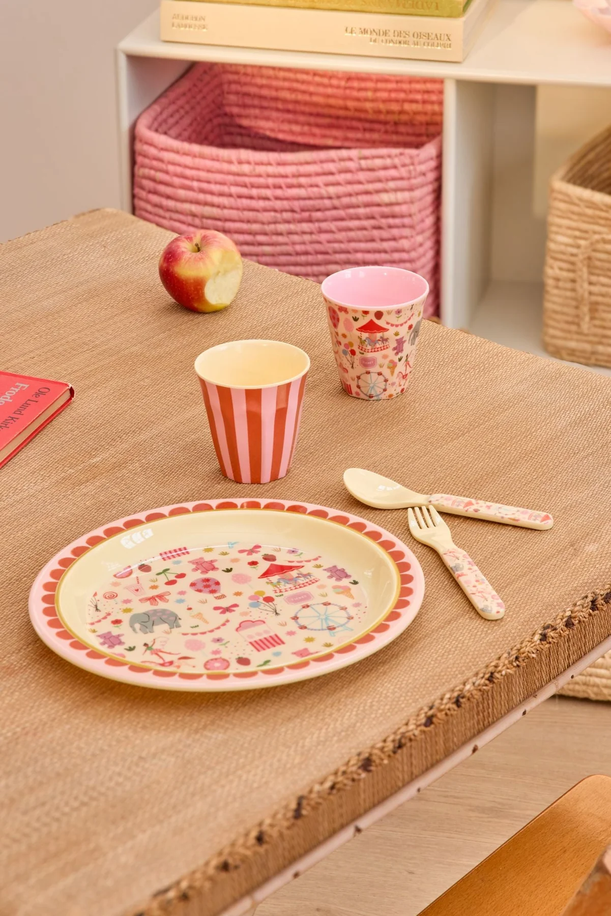 RICE Kleine Kinderbecher - Zirkus Fun Fair Print - Pink - Small 160 ml