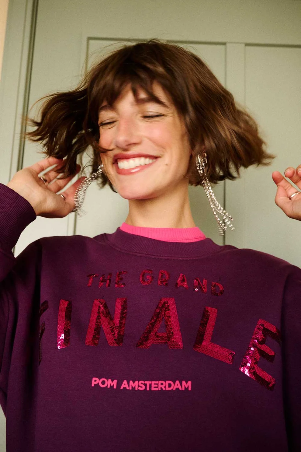 POM Amsterdam Elegantes Damen Sweatshirt Sophie The Grand Finale in Plum mit Glitzer POM Amsterdam Elegantes Damen Sweatshirt Sophie The Grand Finale in Plum mit Glitzer