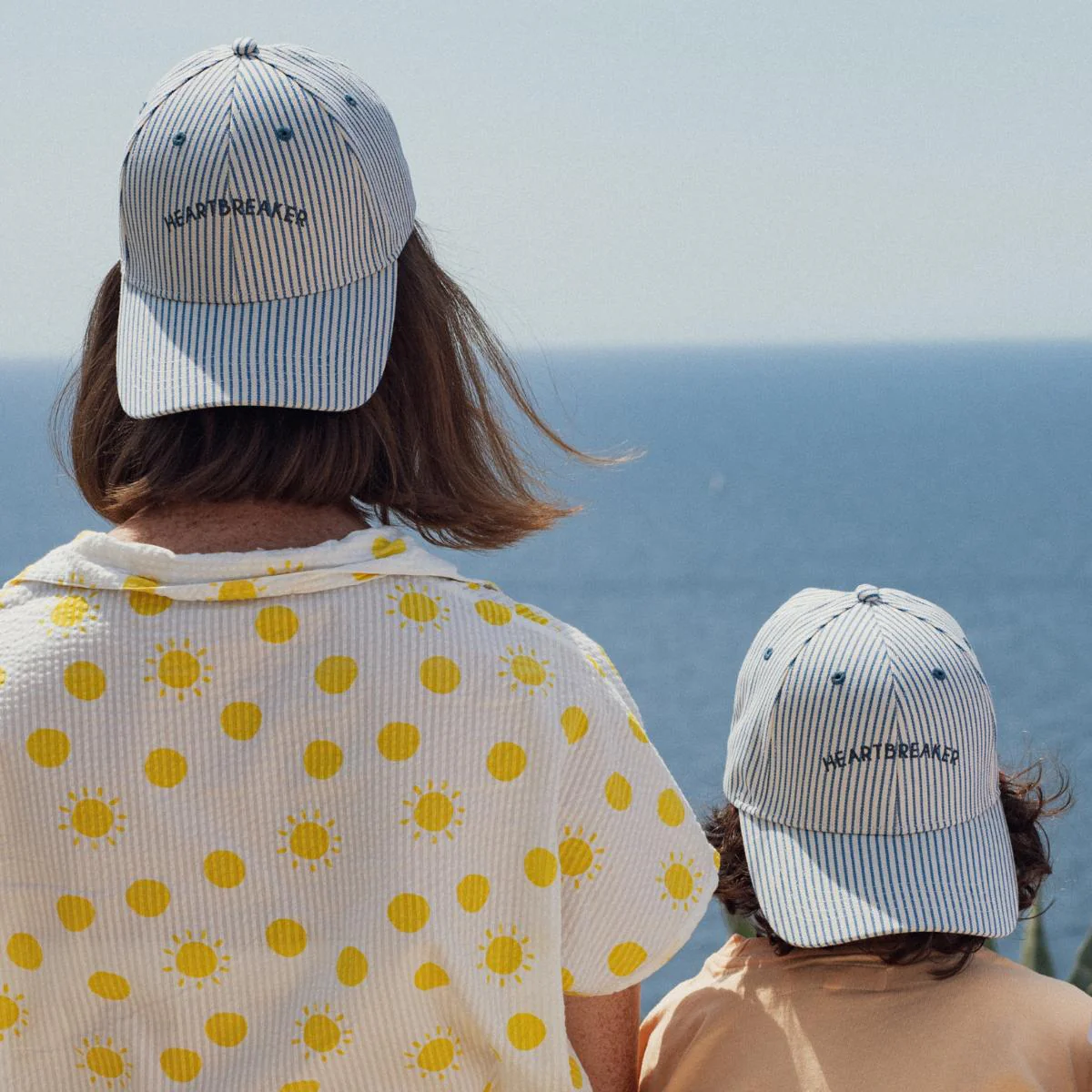 Chamaye Cap für Damen Herren und Kind - Marineblau Gestreift - HEARTBREAKER