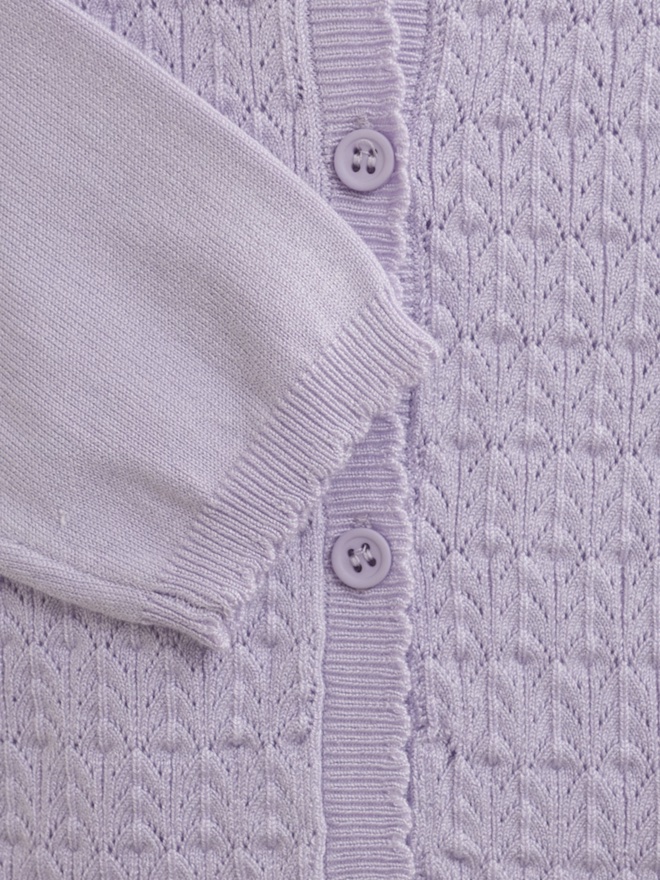 Creamie Pointelle Strickjacke in Flieder mit Lochmuster - SALE Creamie Pointelle Strickjacke in Flieder mit Lochmuster - SALE