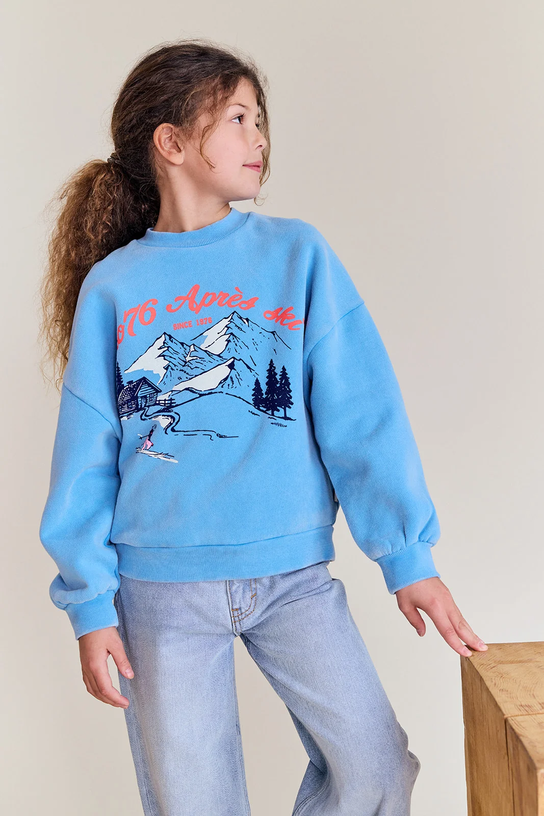 AO76 Violetta Sweatshirt in Sky Blau - Après Ski Bergen