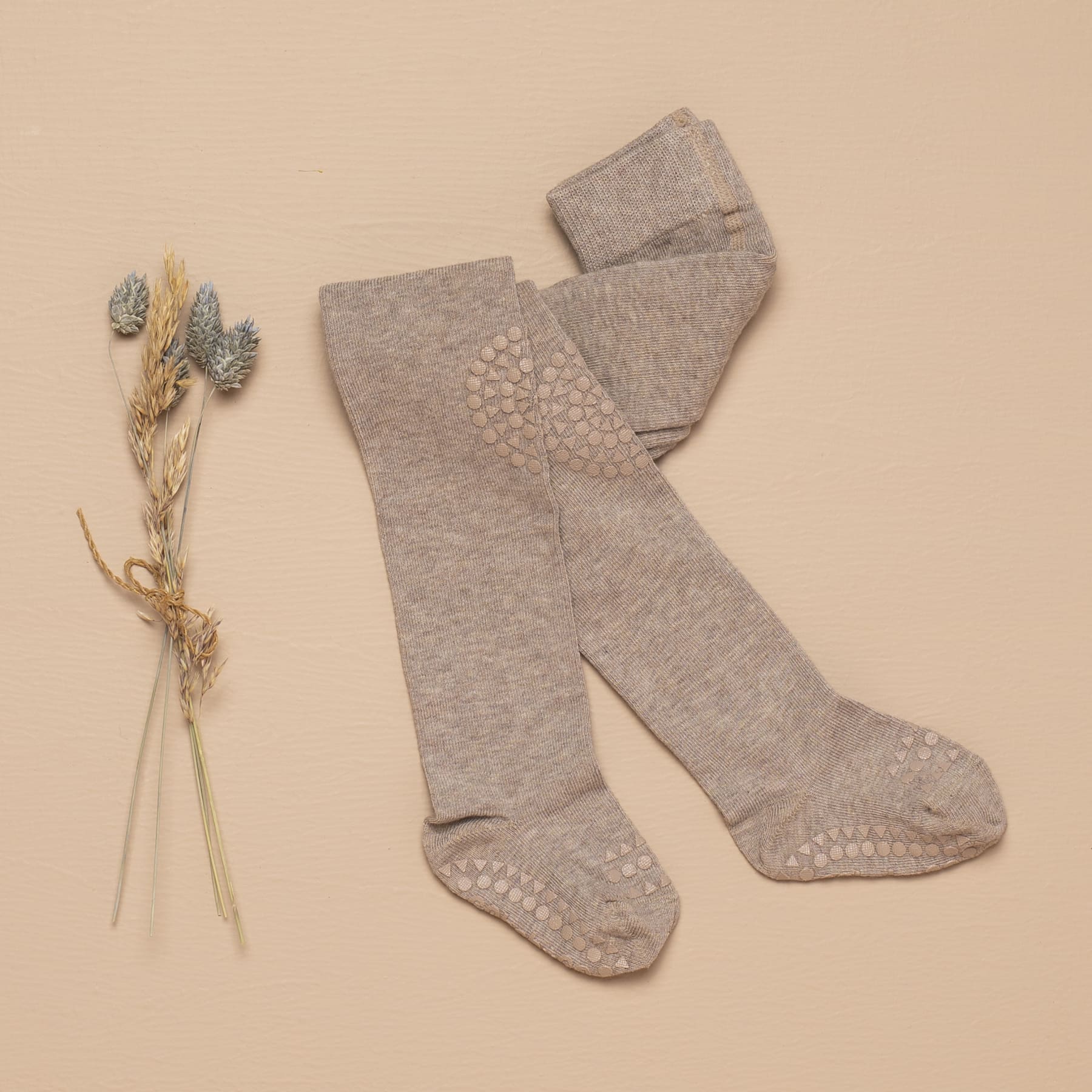 zhiotloeykwhyqwbiaws GoBabyGo Grip Krabbelstrumpfhose Wolle in Sand Beige