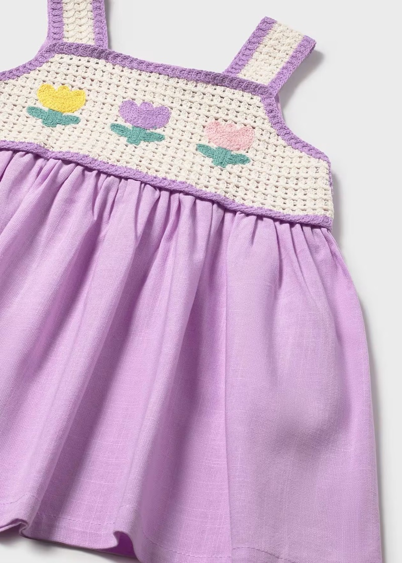 Mayoral Baby Kleid in Flieder mit Tulpen & Häkeldetail 