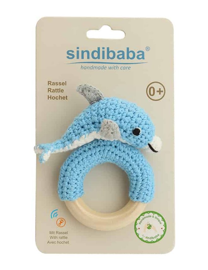 Sindibaba Bambus Häkel-Rasselring Delfin in Blau