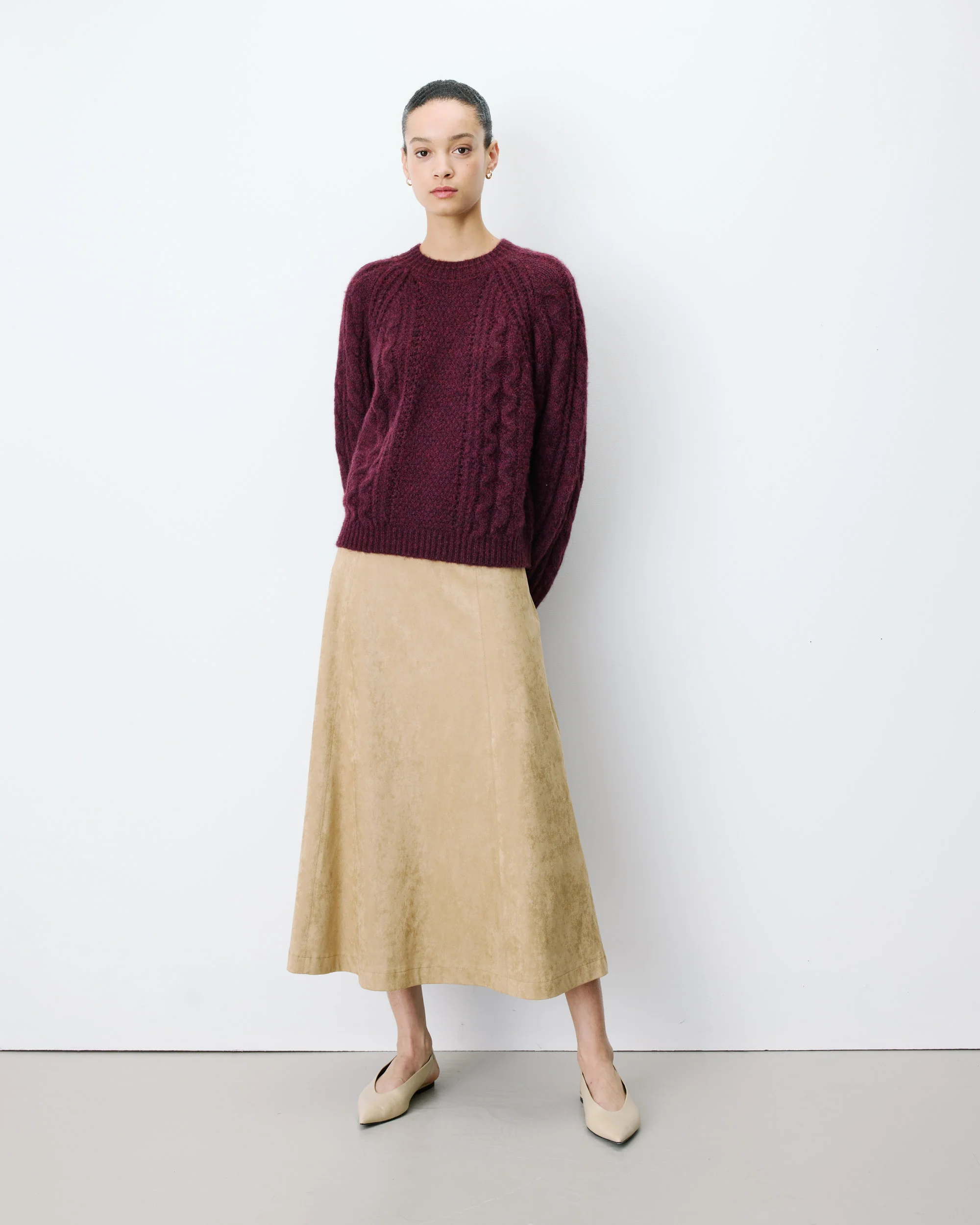Grace & Mila Amparo Strickpulli Ajour Strick mit Zopfmuster in Aubergine Grace & Mila Amparo Strickpulli Ajour Strick mit Zopfmuster in Aubergine