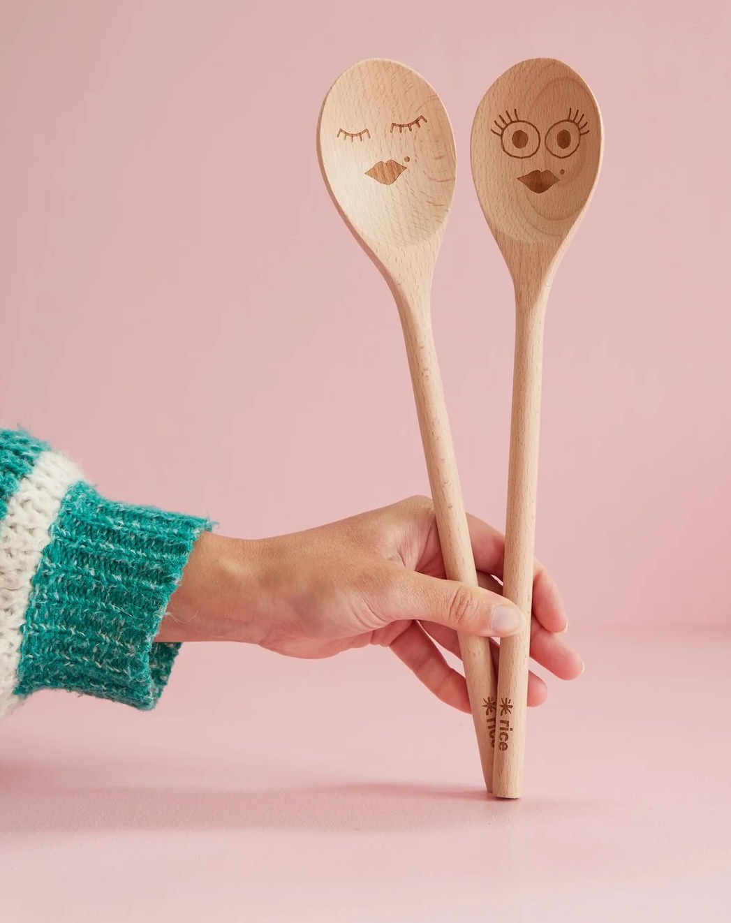LE_KIUTE-WSPOXC_KIUTE-WSPOXCAU_KIUTE-WSPOXCI_1800x1800-Kopie RICE Holz Kochlöffel - Smiling Gesicht - Augen zu