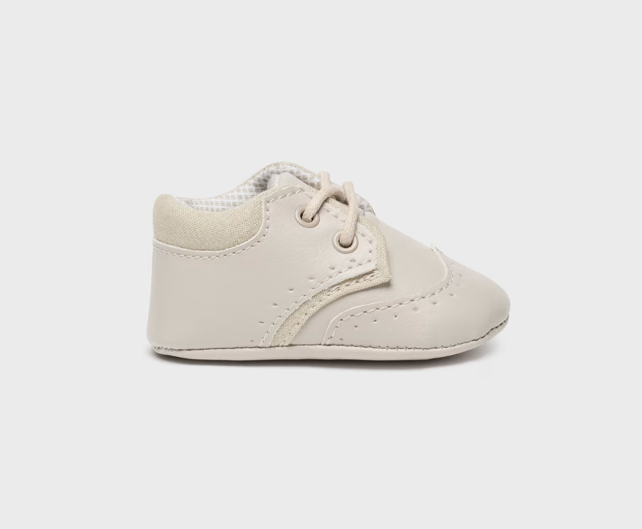 Mayoral Baby Schnürrschuhe in Creme