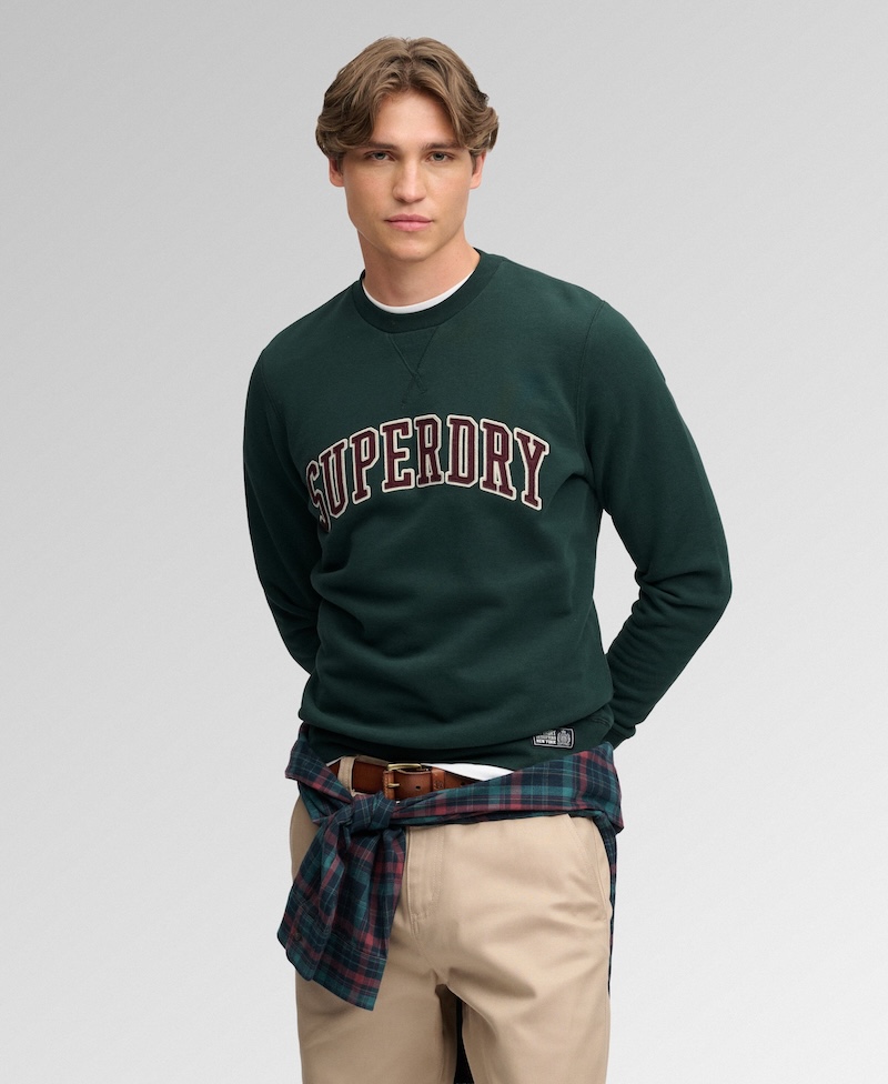 Superdry Athletic Applique Sweatshirt in Grün lockere Passform in Enamel Green Superdry Athletic Applique Sweatshirt in Grün lockere Passform in Enamel Green