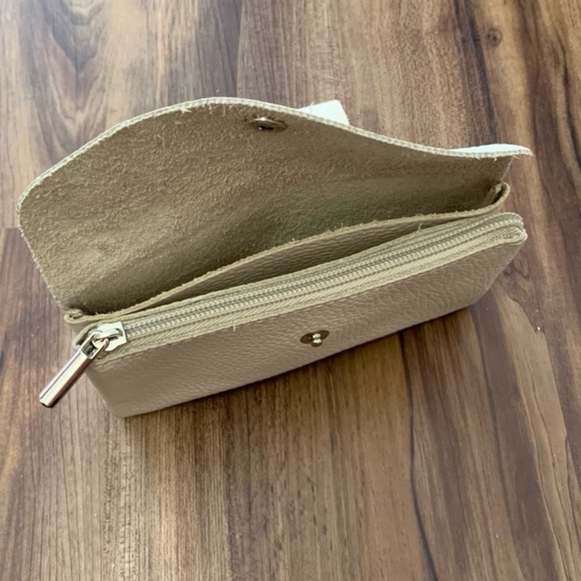 image28 BFF Soft Leder Geldbeutel in Creme Weiß - Large