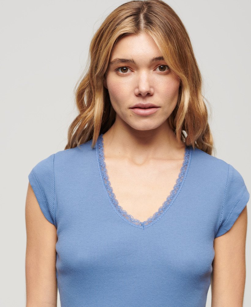Superdry Damen Kurzarm Top in Blau mit V-Ausschnitt
