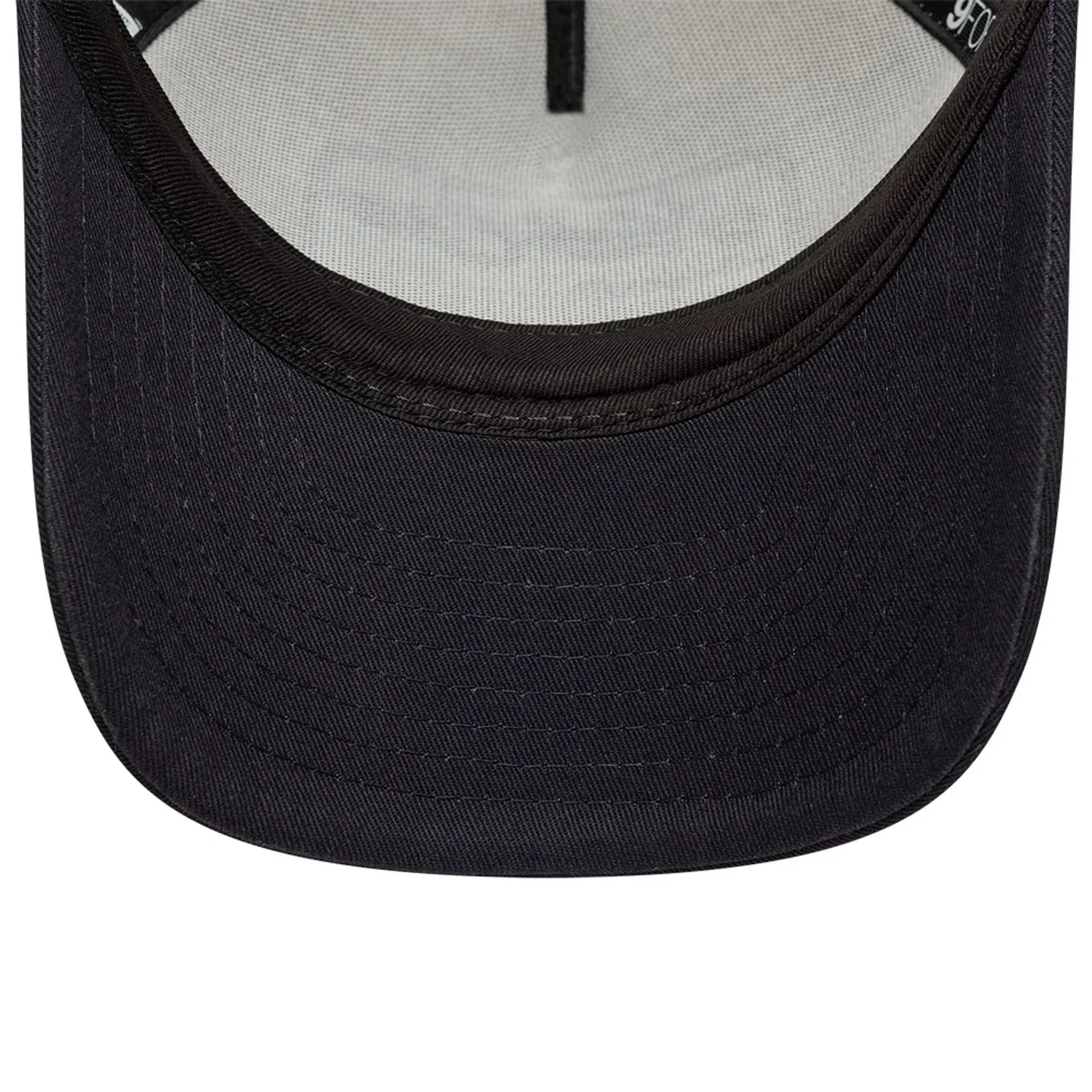 New Era Cap 9FORTY M-Crown A-Frame Trucker Verstellbare Cap Hellbeige mit Desert Patch