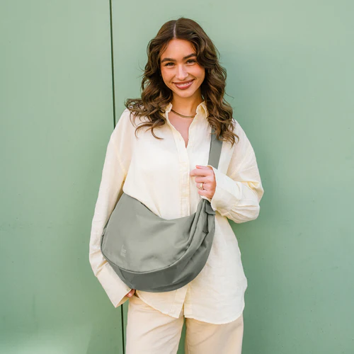 GOT BAG MOON BAG LARGE in BASS GREEN - Large Crossbody in Pistazie Grün