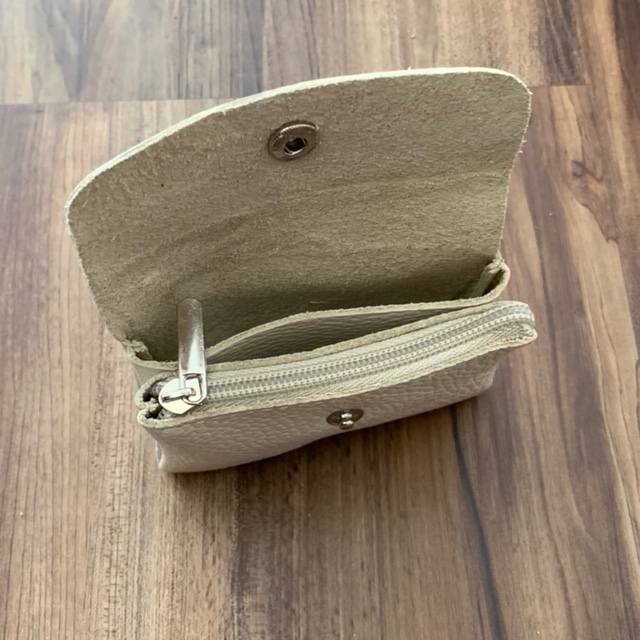 image15 Soft Leder Geldbeutel in Creme - Klein