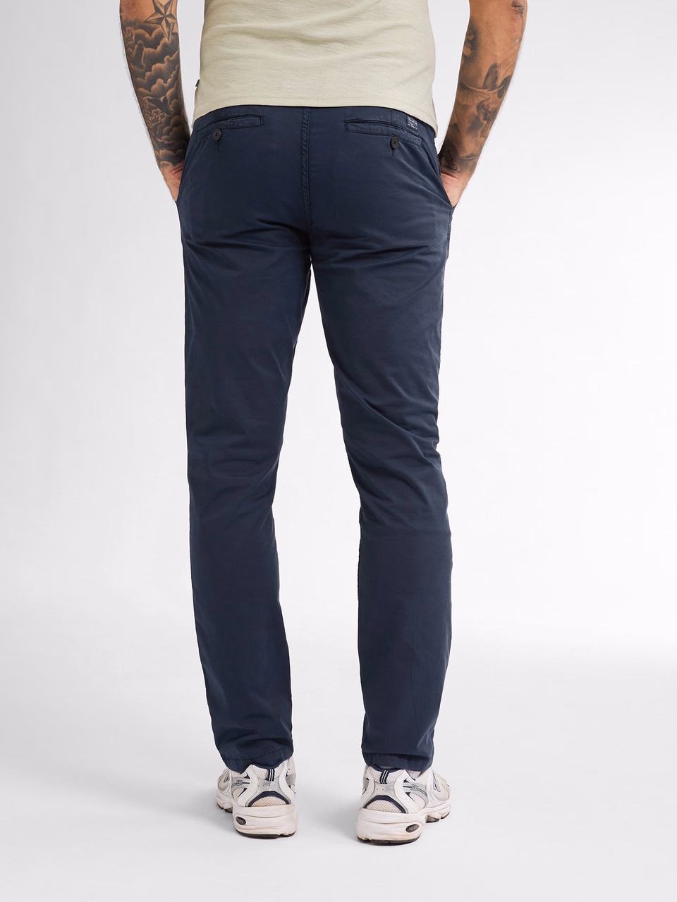 Petrol Industries Herren Chinohose Seafoamstone in Navy Dunkelblau Petrol Industries Herren Chinohose Seafoamstone in Navy Dunkelblau