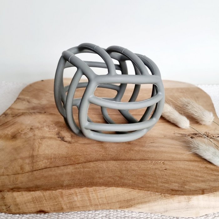 Rammelaartje Flexible Motorkugel aus Silikon in Salbei