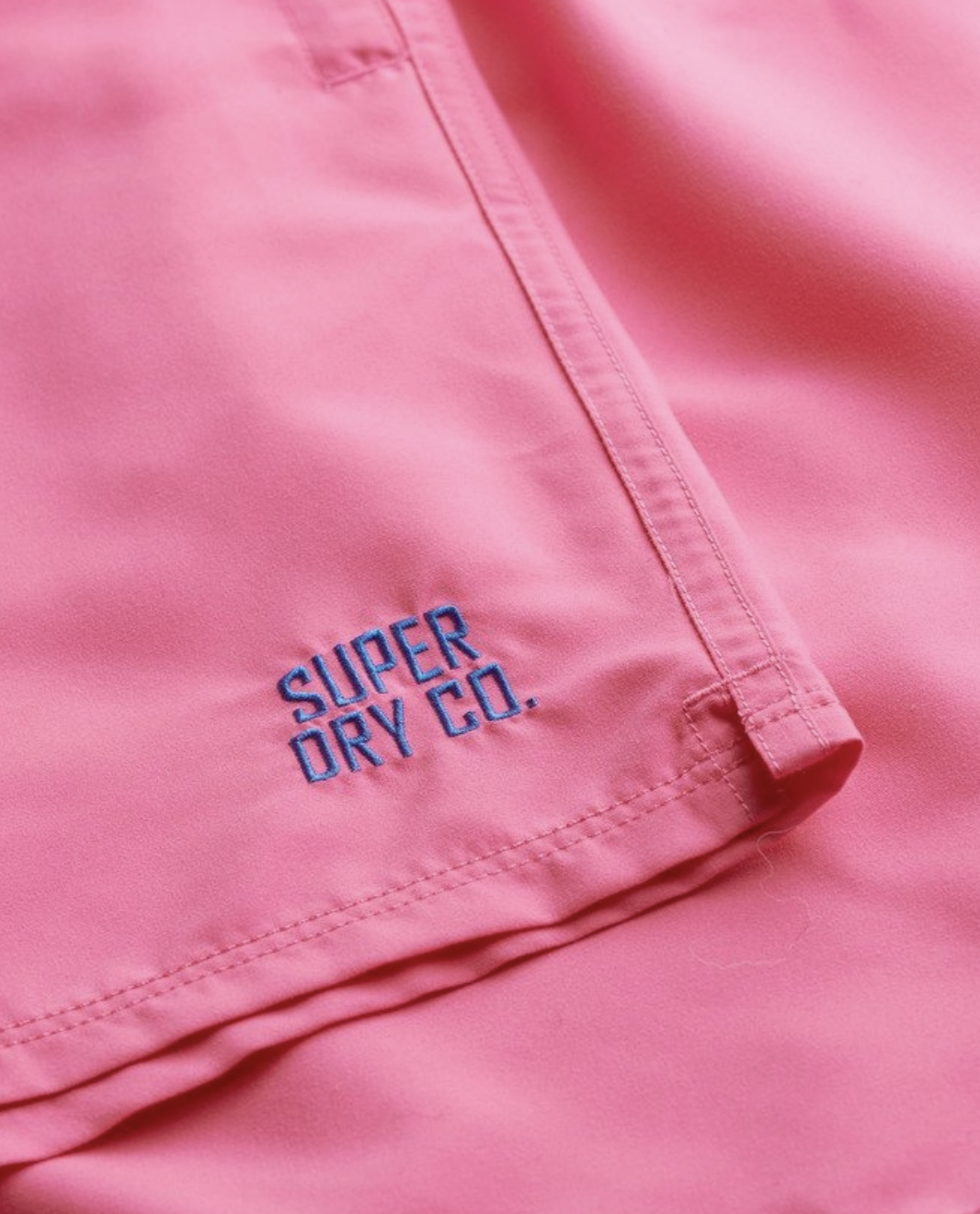 Superdry Herren Badehose in Pink Superdry Herren Badehose in Pink