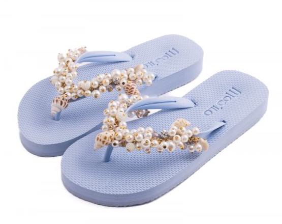 Moo' Ilo Damen Flip Flops Lightblue Muscheln + Hellblau Neoprene Clutch Moo' Ilo Damen Flip Flops Lightblue Muscheln + Hellblau Neoprene Clutch