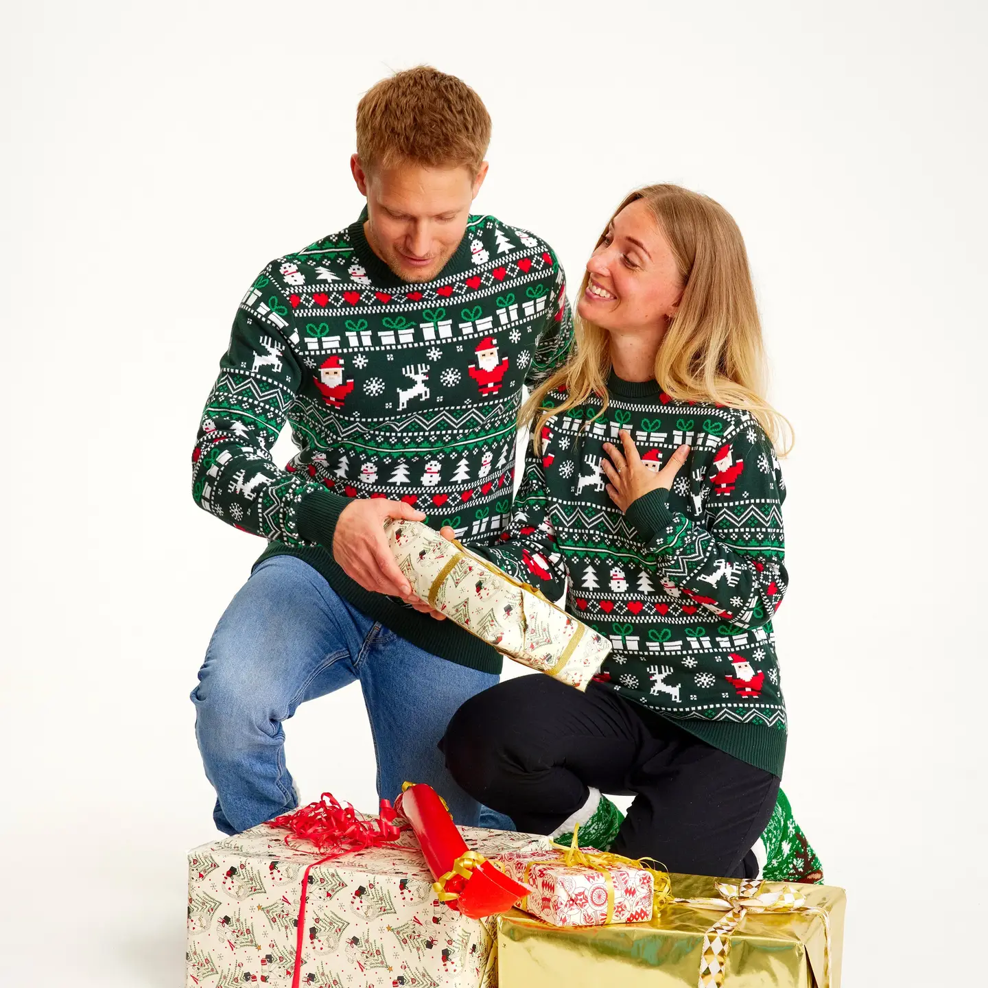 Christmas Sweater mit Santa Weihnachtspullover für Damen - Bio Baumwolle Christmas Sweater mit Santa Weihnachtspullover für Damen - Bio Baumwolle
