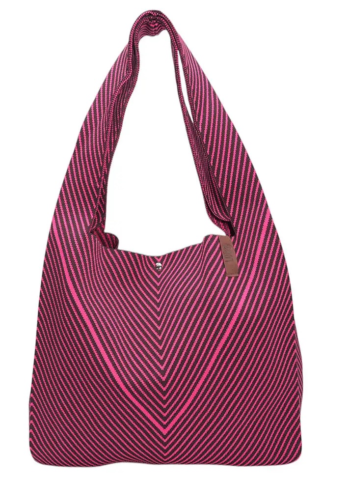 LOT83 LOIS Gestrickte Shopper Tasche Weinrot & Pink Zick Zack LOT83 LOIS Gestrickte Shopper Tasche Weinrot & Pink Zick Zack