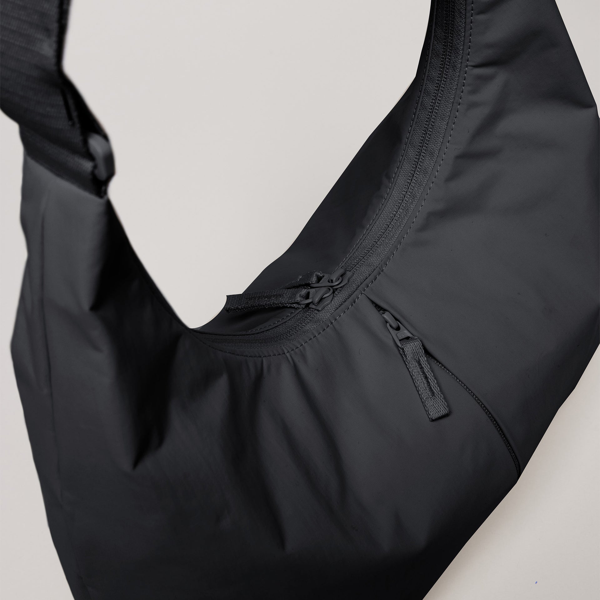 GOT BAG T-SHAPE BAG MINI MONOCHROME Black - Schwarz Tasche - SALE GOT BAG T-SHAPE BAG MINI MONOCHROME Black - Schwarz Tasche - SALE