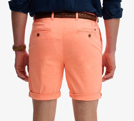 Superdry Herren Premium Regular Chino Short in Washed Peach Superdry Herren Premium Regular Chino Short in Washed Peach
