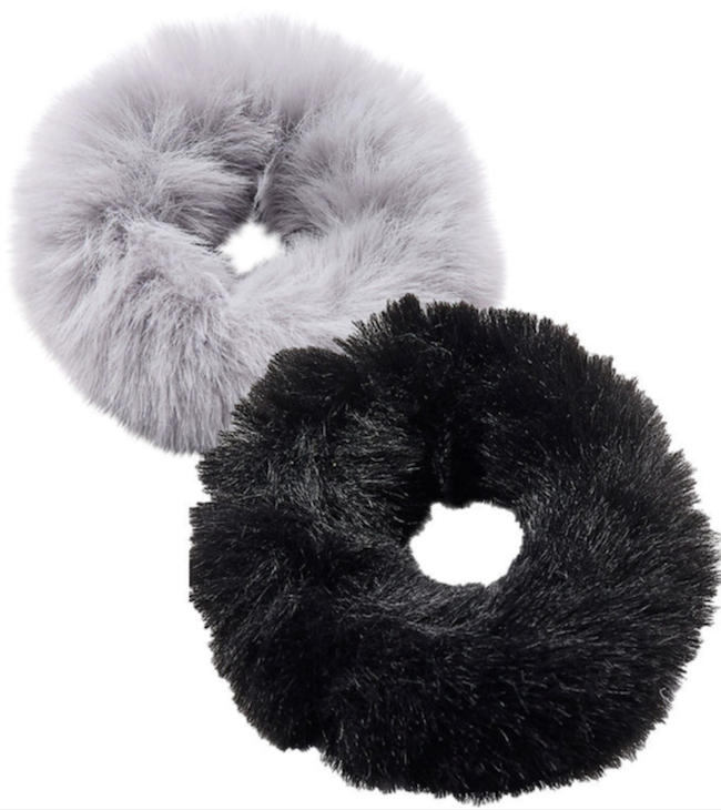 Bildschirmfoto-2023-10-07-um-14-50-42 Sofie Schnoor Scrunchie Set - Faux Fell - Schwarz und Grau