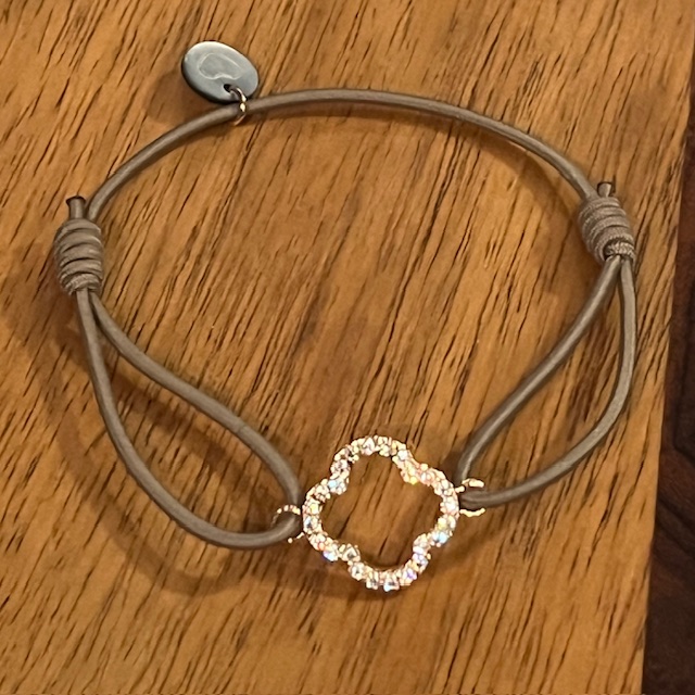 Lua Floris Armband - Elastisch mit Gold Glitzer Charm - Wählen Sie Ihre Farbe 