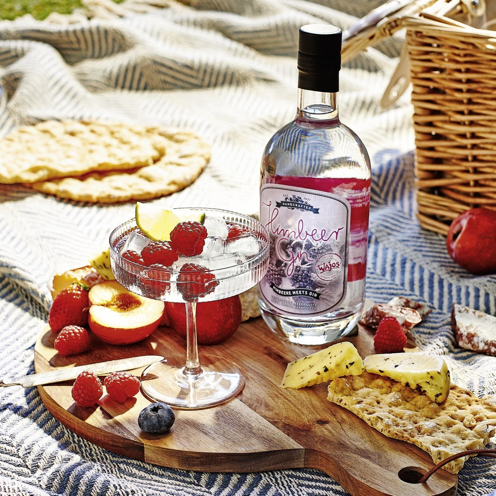 L225_500_2_2000x Wajos Himbeer Gin 500ml (42% vol)