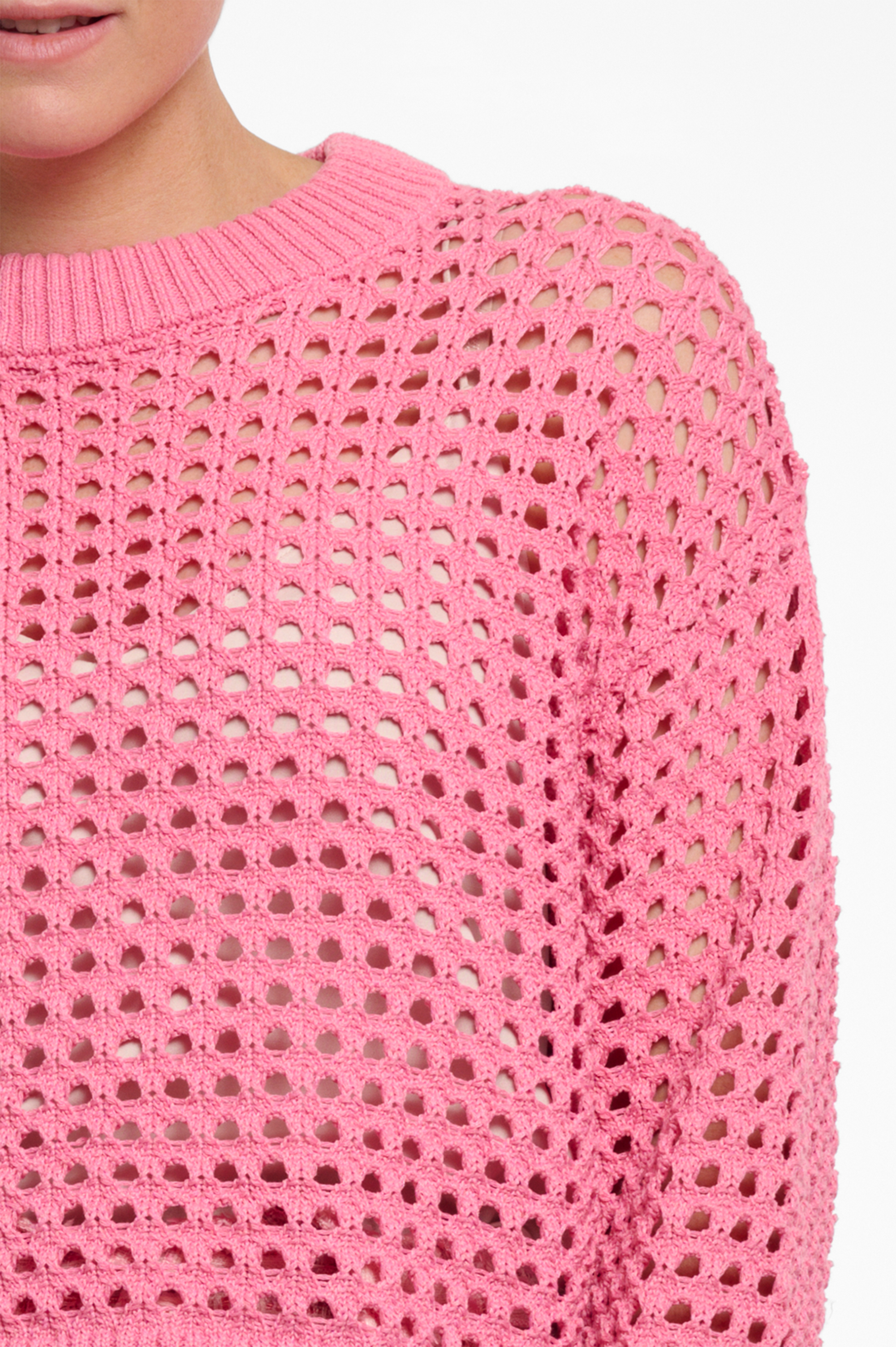 Rino & Pelle Emela kurzer perforierter Pullover - Bright Pink - SALE