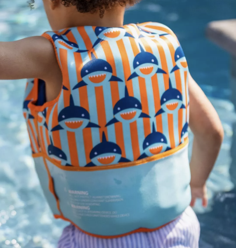 Swim Essentials - Schwimmweste in Blau/Orange mit Haien - 4-6 Jahre - SALE Swim Essentials - Schwimmweste in Blau/Orange mit Haien - 4-6 Jahre - SALE