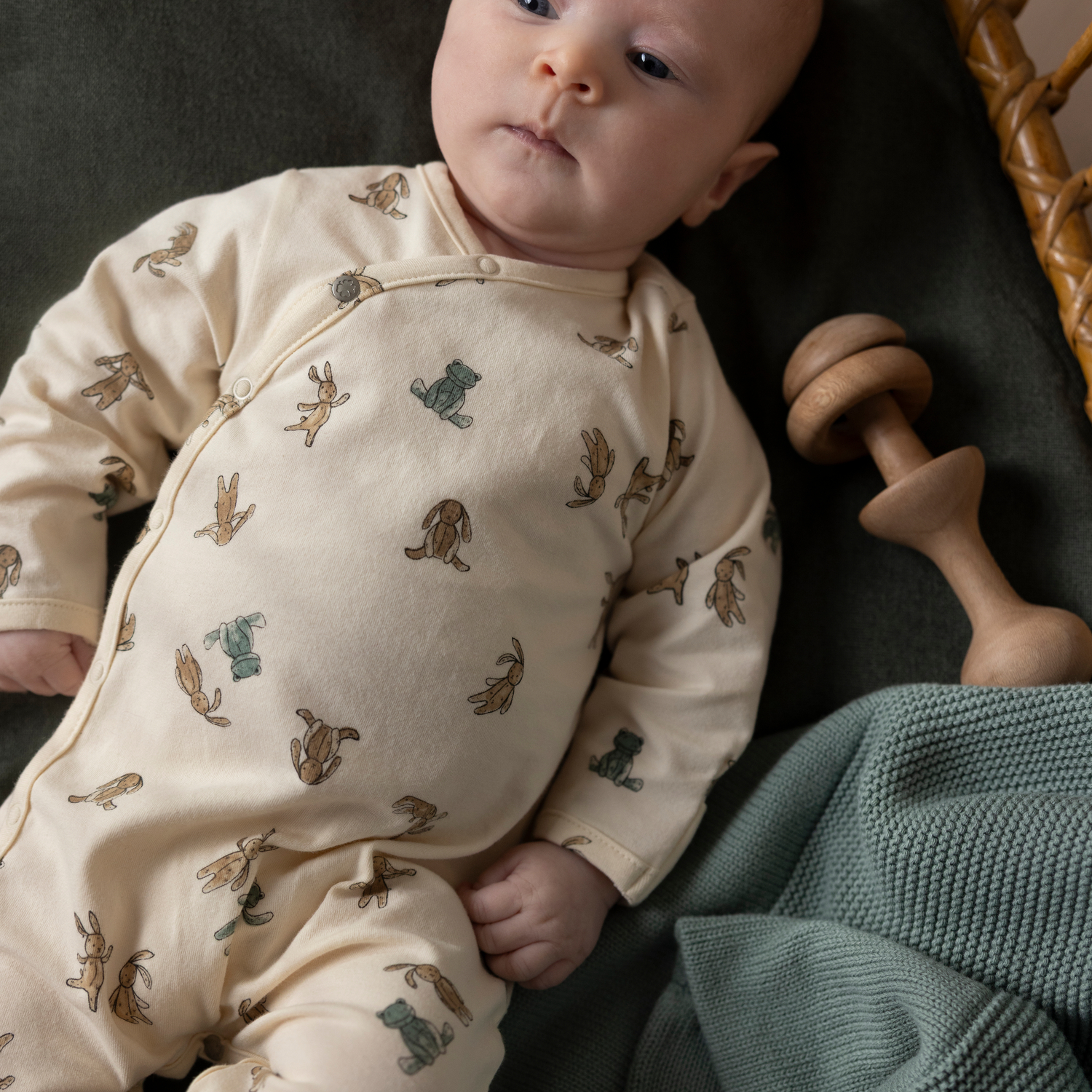 Noppies Baby Unisex GOTS Bio Baumwolle Strampler in Buttercream Creme - Hasen & Frösche